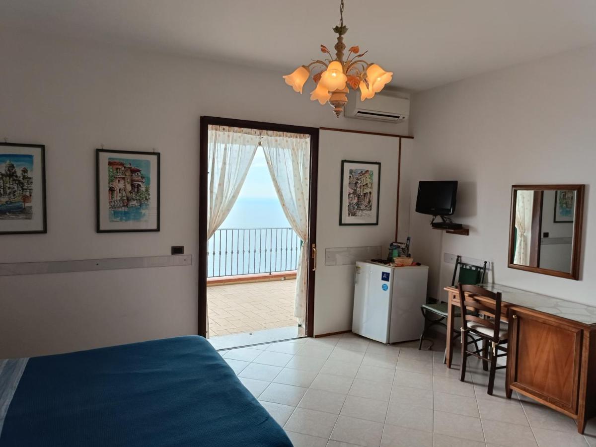 Nino'S In Nocelle Apartment Positano Bagian luar foto