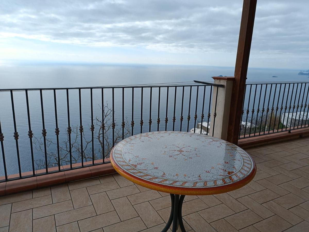 Nino'S In Nocelle Apartment Positano Bagian luar foto